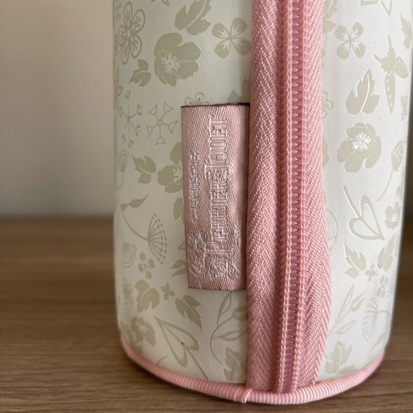 Perrier-Joet Blason Rosé “Enchanted Nature” Pink Bottle Case - Picture 3 of 6